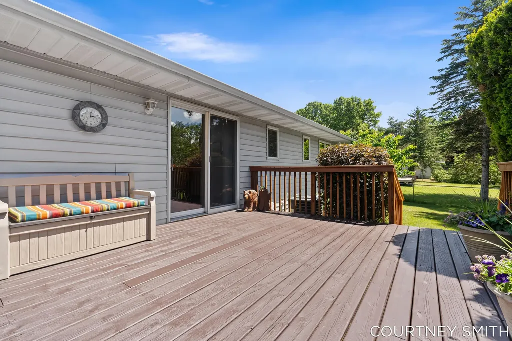 672 Birchwood Court SE Lowell City MI 49331