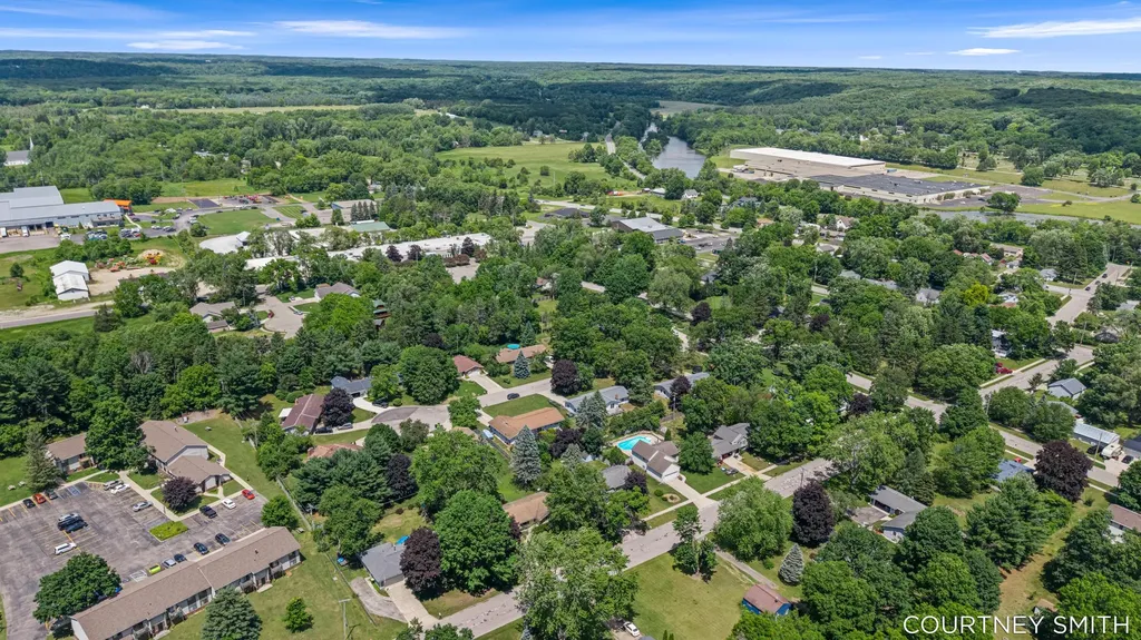672 Birchwood Court SE Lowell City MI 49331
