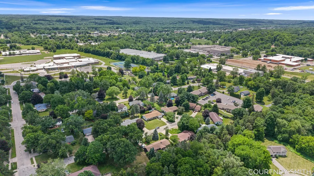 672 Birchwood Court SE Lowell City MI 49331