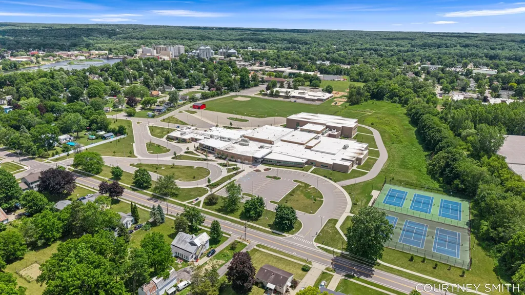 672 Birchwood Court SE Lowell City MI 49331