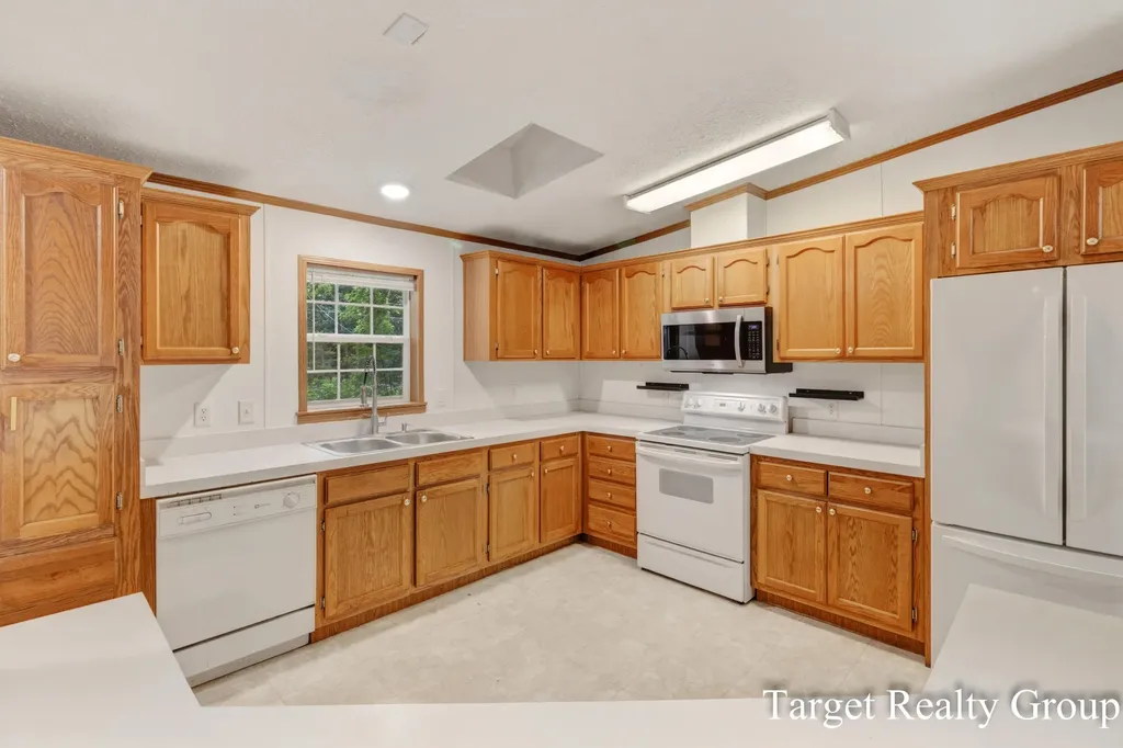 2568 Hoover Street Chester Township MI 49318