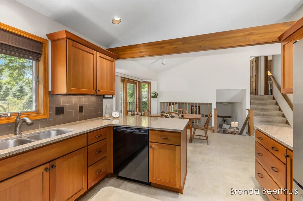 3374 Gold Dust Street NE Plainfield Charter Township MI 49306