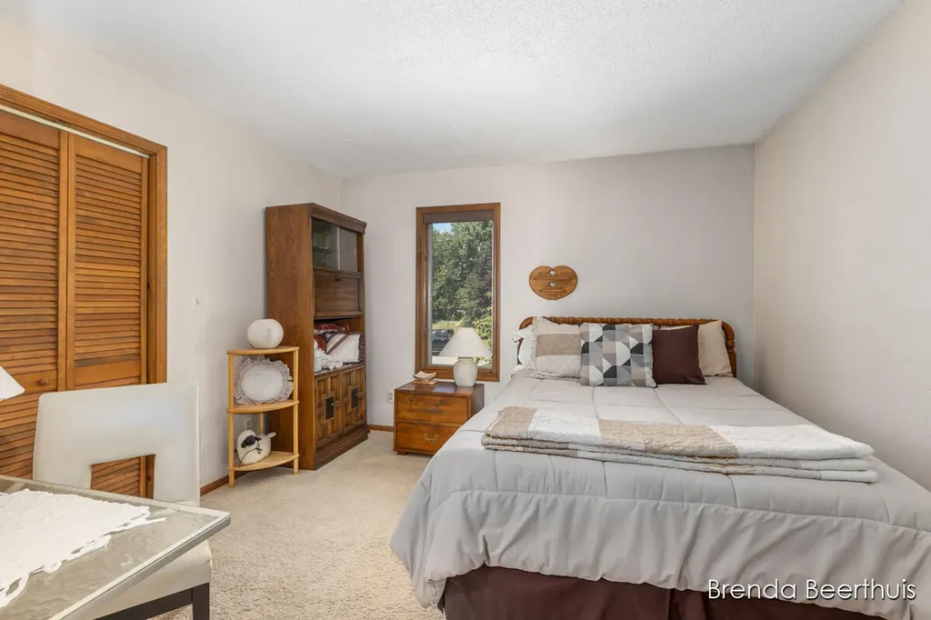 3374 Gold Dust Street NE Plainfield Charter Township MI 49306