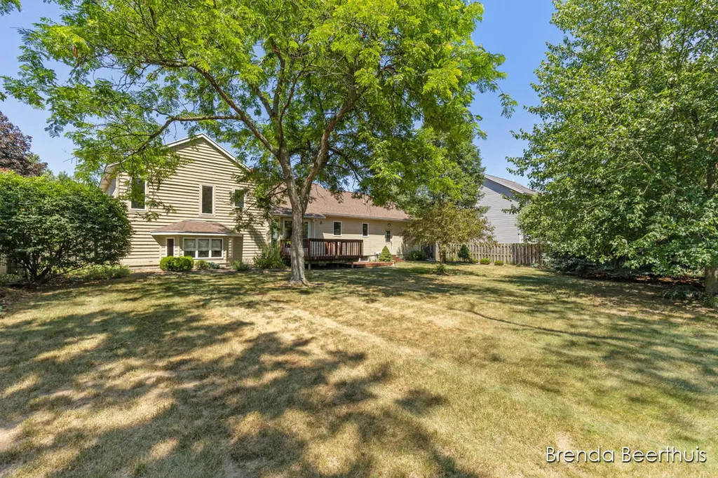 3374 Gold Dust Street NE Plainfield Charter Township MI 49306