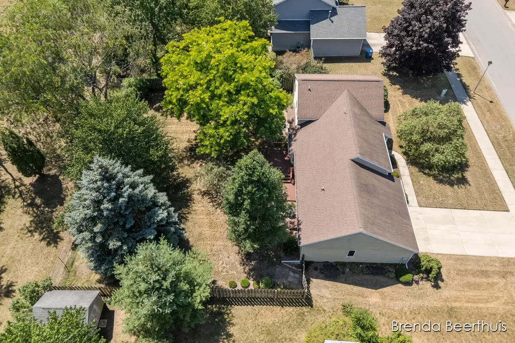 3374 Gold Dust Street NE Plainfield Charter Township MI 49306