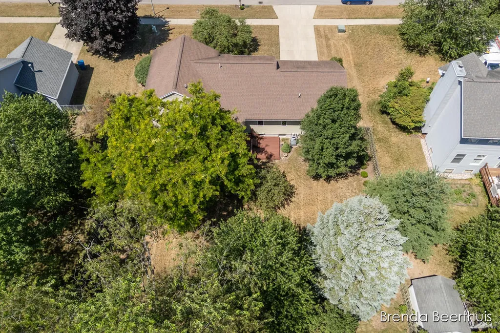 3374 Gold Dust Street NE Plainfield Charter Township MI 49306
