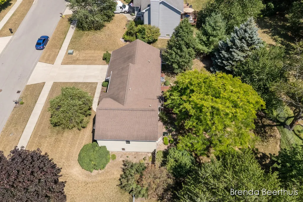 3374 Gold Dust Street NE Plainfield Charter Township MI 49306