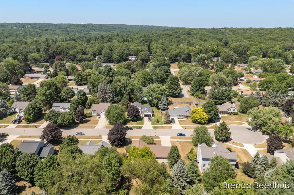 3374 Gold Dust Street NE Plainfield Charter Township MI 49306