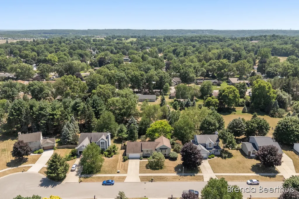 3374 Gold Dust Street NE Plainfield Charter Township MI 49306