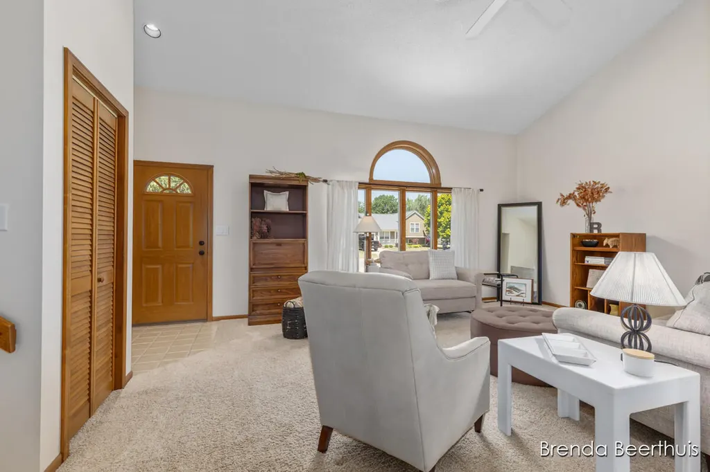 3374 Gold Dust Street NE Plainfield Charter Township MI 49306