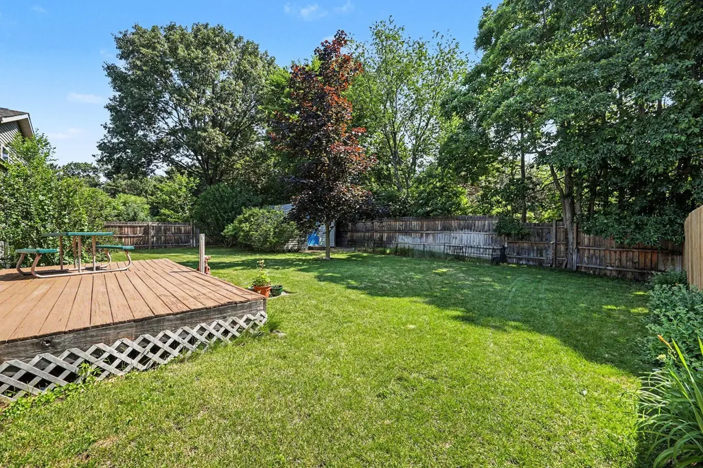 4844 Emerald Street Norton Shores City MI 49441