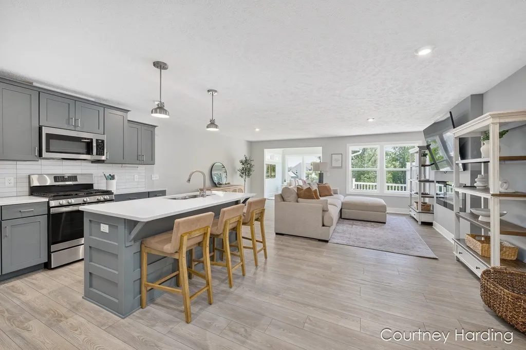 1153 Stagecoach Drive Gaines Charter Township MI 49315