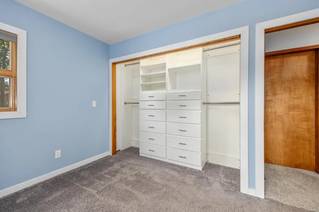 18880 E Avenue N Pennfield Charter Township MI 49017