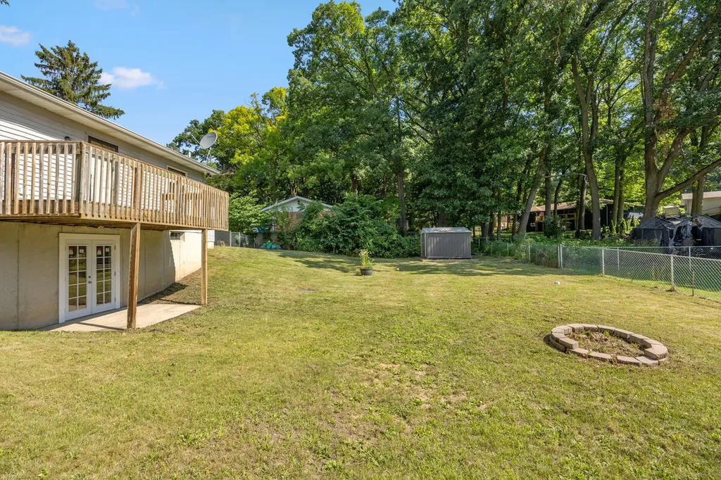 18880 E Avenue N Pennfield Charter Township MI 49017