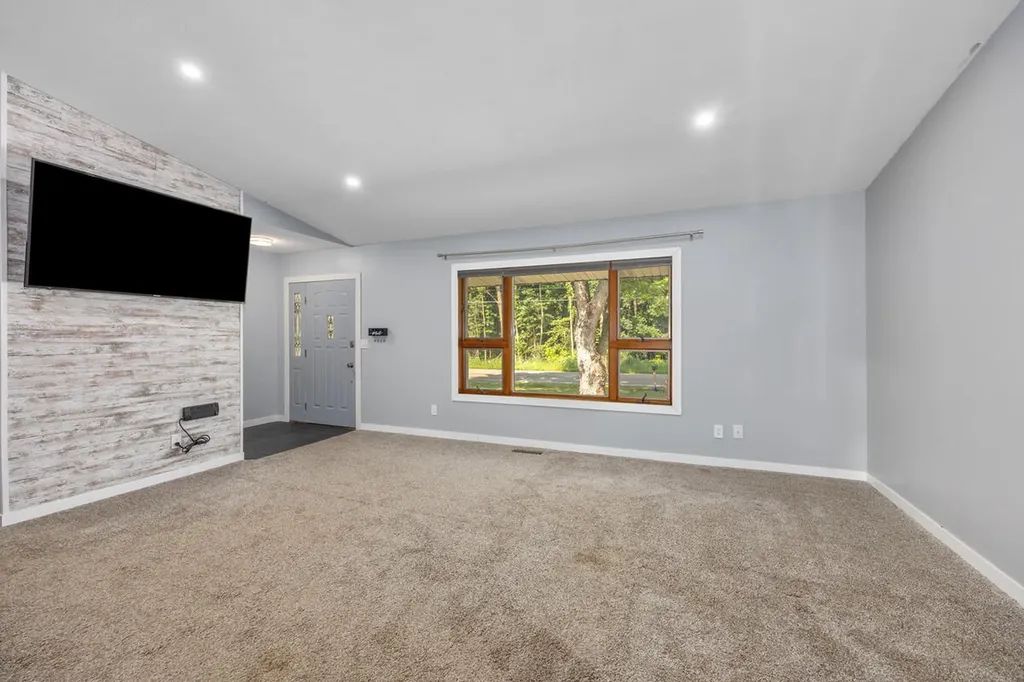 18880 E Avenue N Pennfield Charter Township MI 49017