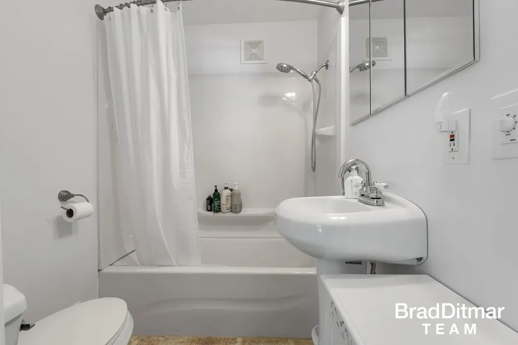 818 Bryant Street SW Wyoming City MI 49509