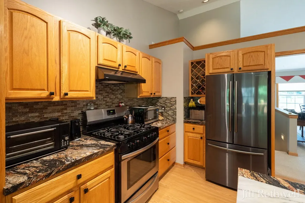 2385 Hidden Timbers Trail NE Algoma Township MI 49341