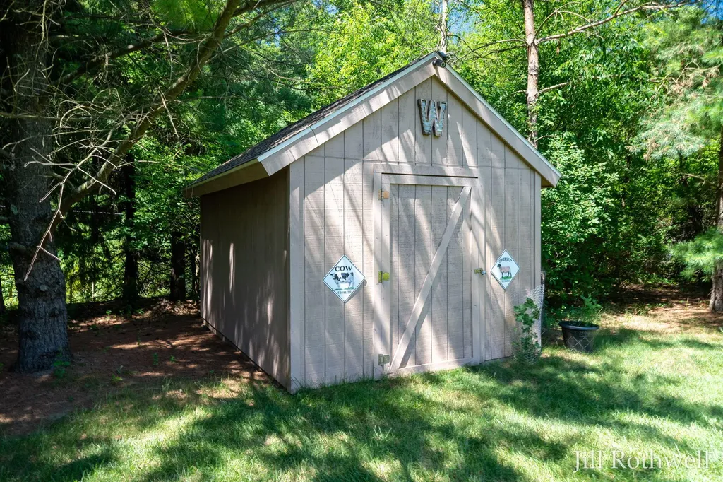 2385 Hidden Timbers Trail NE Algoma Township MI 49341