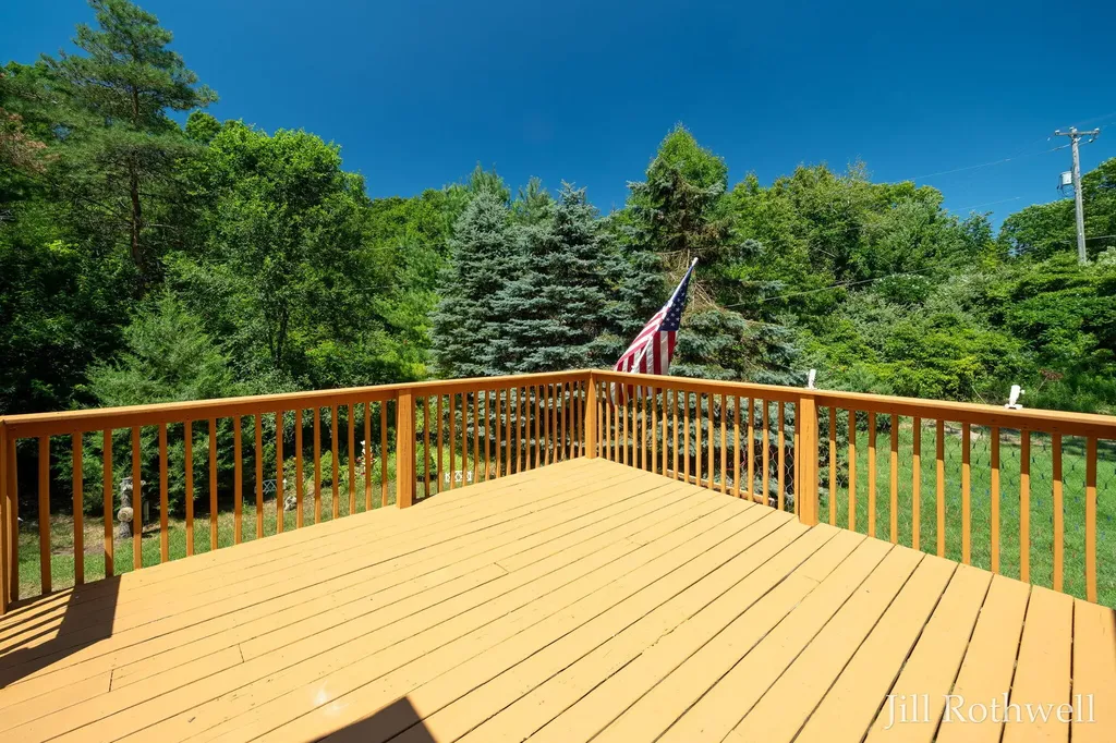 2385 Hidden Timbers Trail NE Algoma Township MI 49341