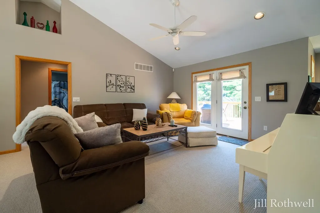 2385 Hidden Timbers Trail NE Algoma Township MI 49341