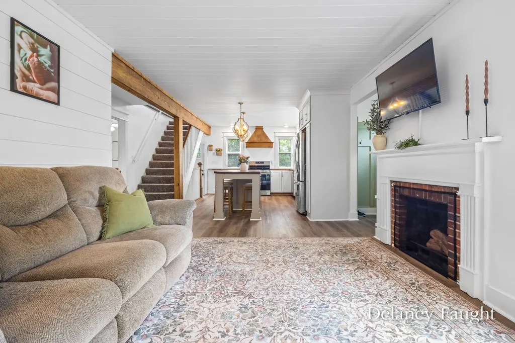 2671 Rogue River Road NE Plainfield Charter Township MI 49306