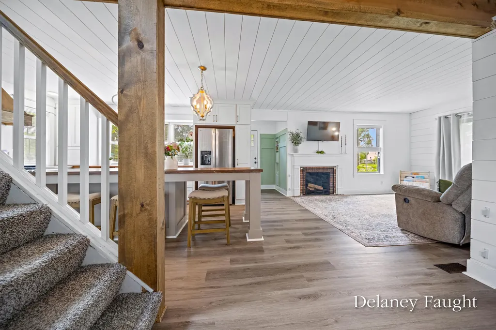 2671 Rogue River Road NE Plainfield Charter Township MI 49306