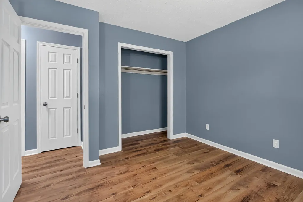 2141 Shangrai-la Drive SE Grand Rapids City MI 49508