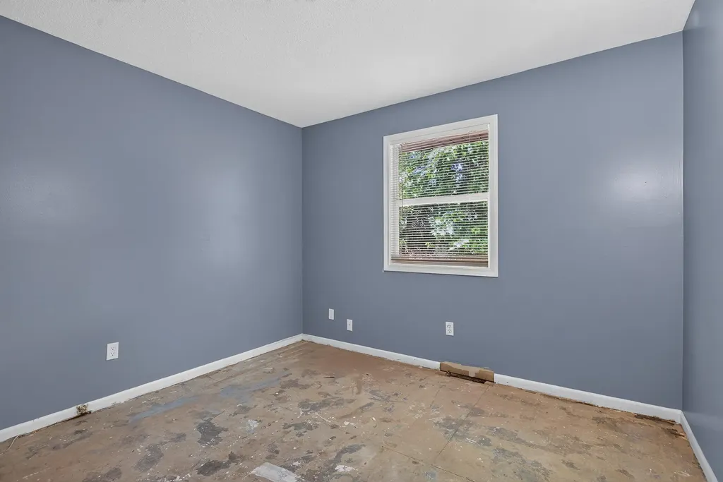 2141 Shangrai-la Drive SE Grand Rapids City MI 49508