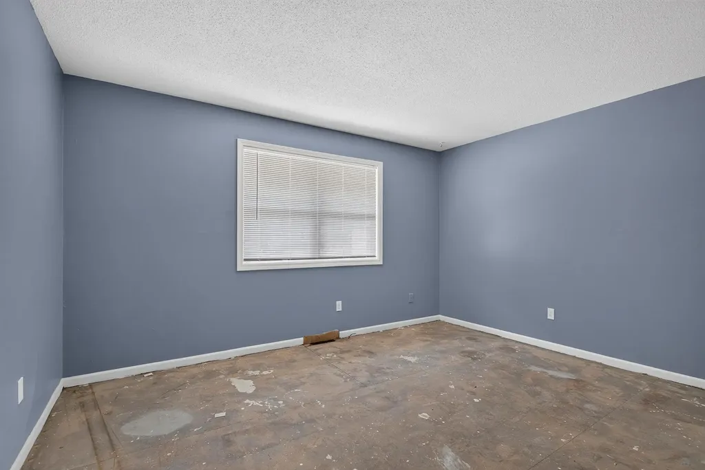 2141 Shangrai-la Drive SE Grand Rapids City MI 49508