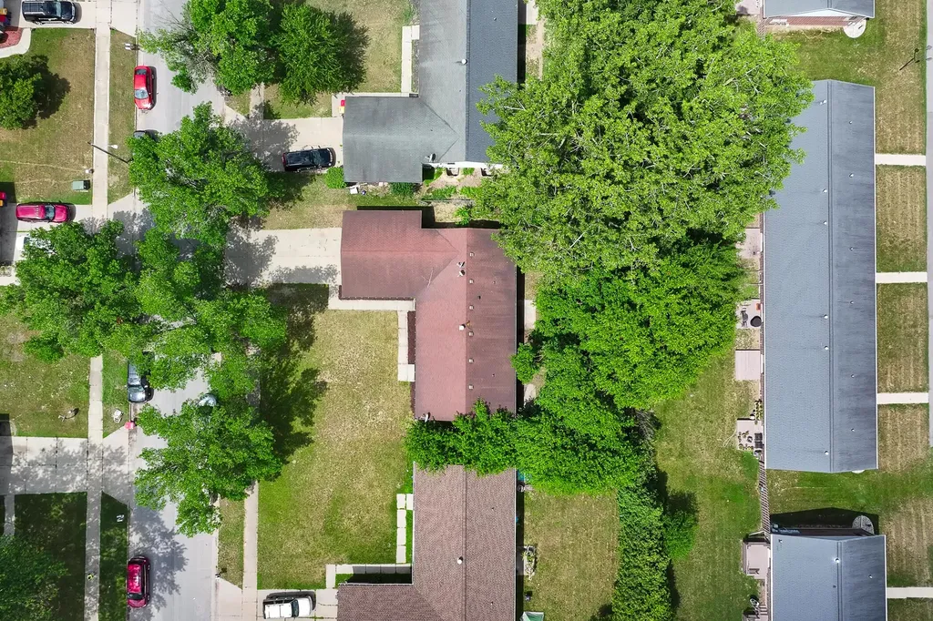 2141 Shangrai-la Drive SE Grand Rapids City MI 49508