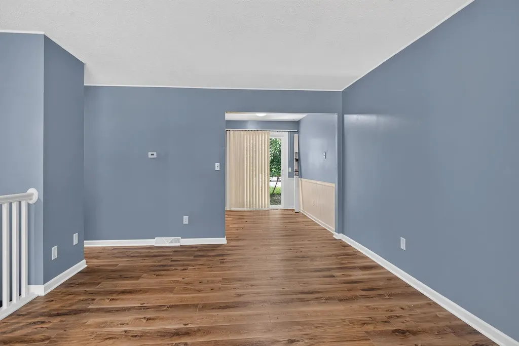 2141 Shangrai-la Drive SE Grand Rapids City MI 49508