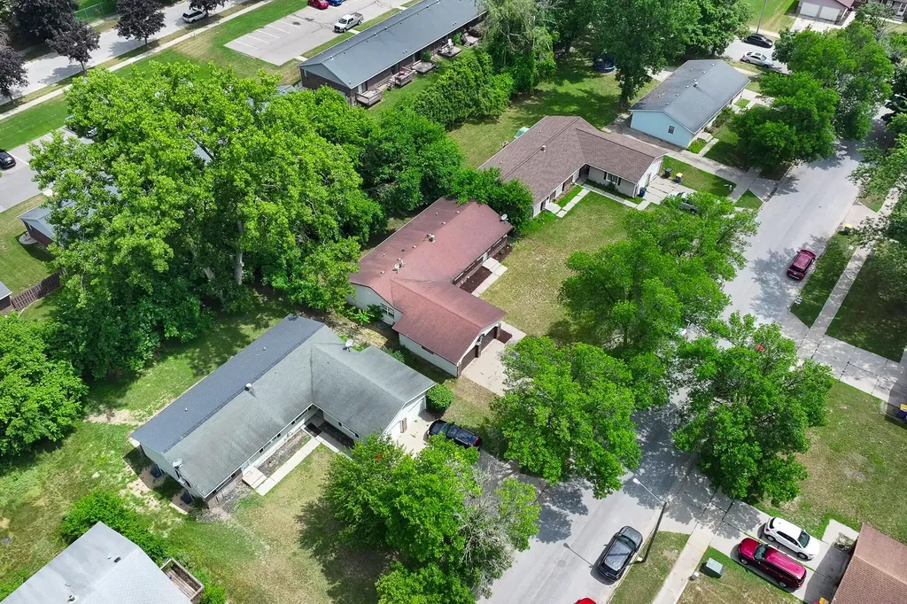 2141 Shangrai-la Drive SE Grand Rapids City MI 49508