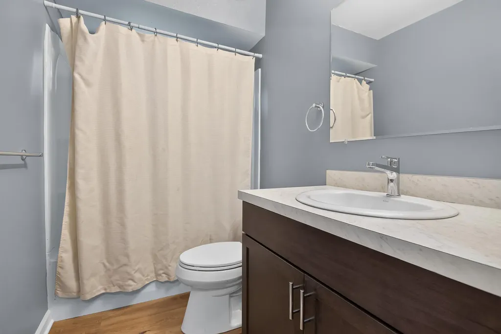 2141 Shangrai-la Drive SE Grand Rapids City MI 49508