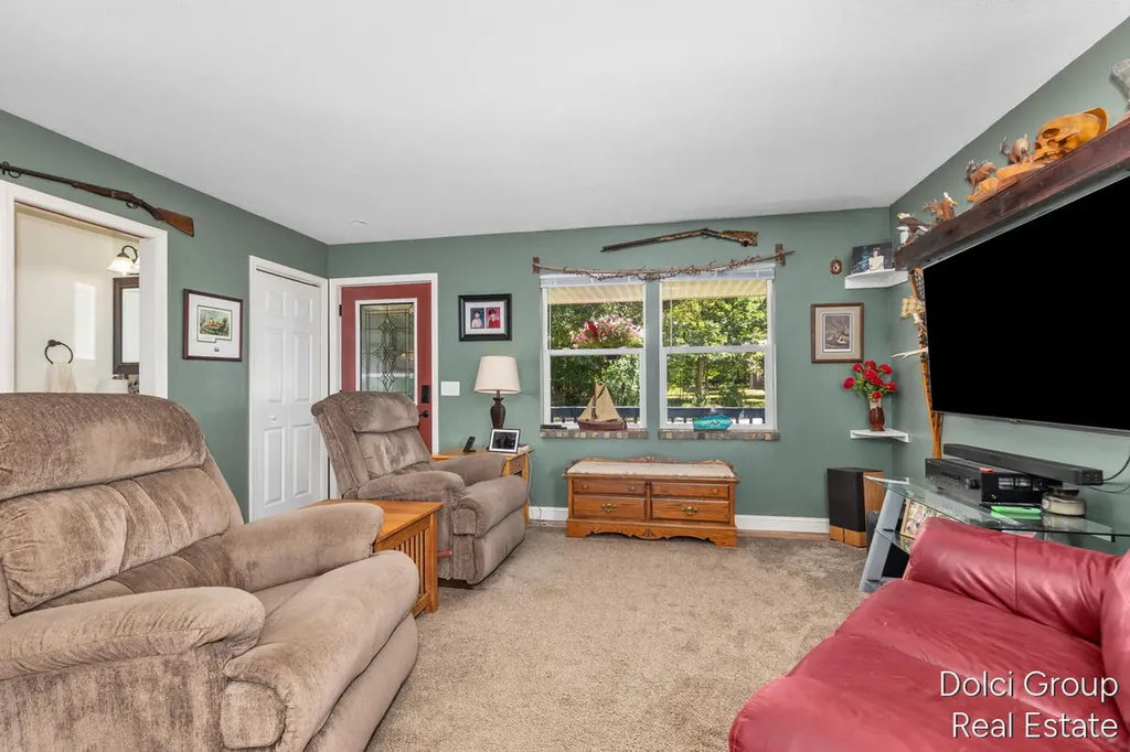 11778 Red Feather Lane Morton Township MI 49346