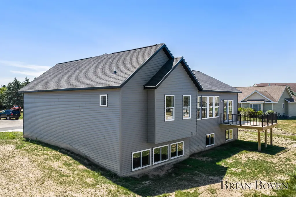 239 W Gardner Street NW Sparta Village MI 49345