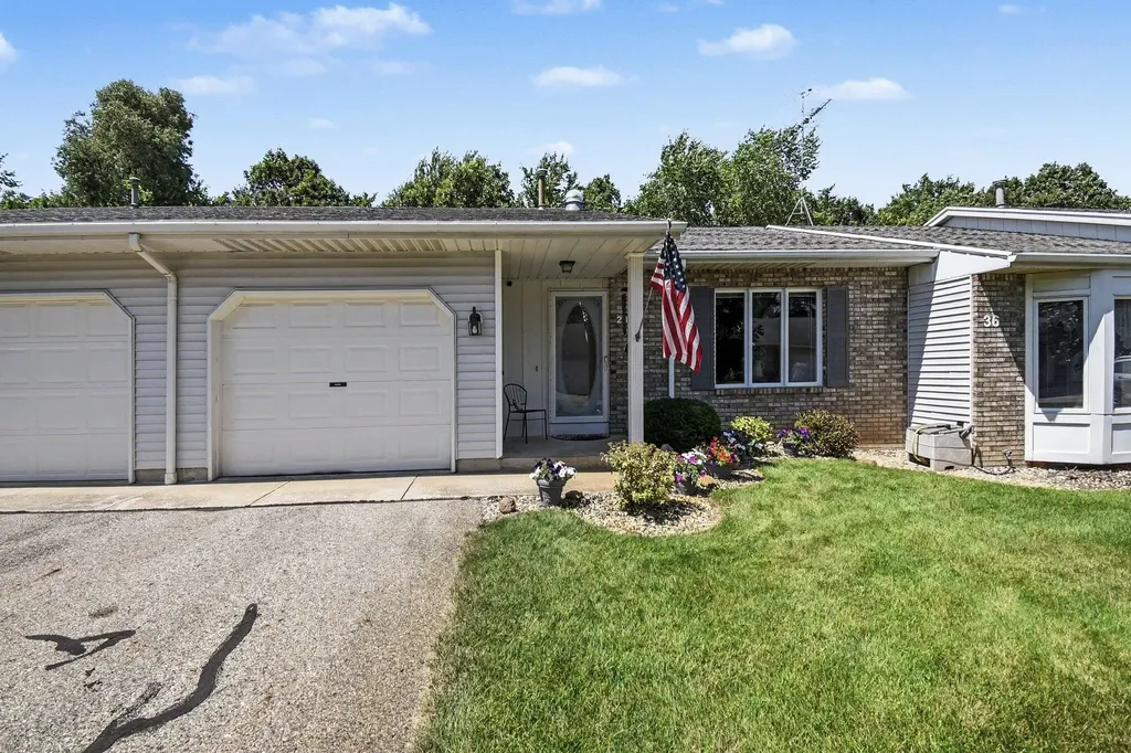 2831 Bridgeside Drive SE Gaines Charter Township MI 49316