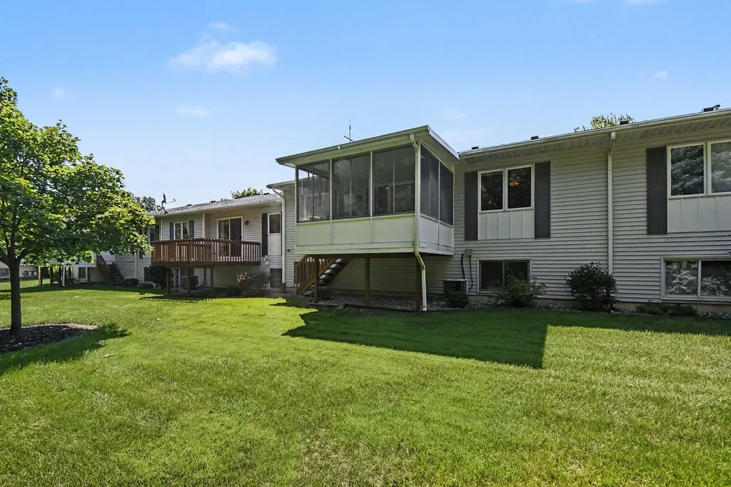 2831 Bridgeside Drive SE Gaines Charter Township MI 49316