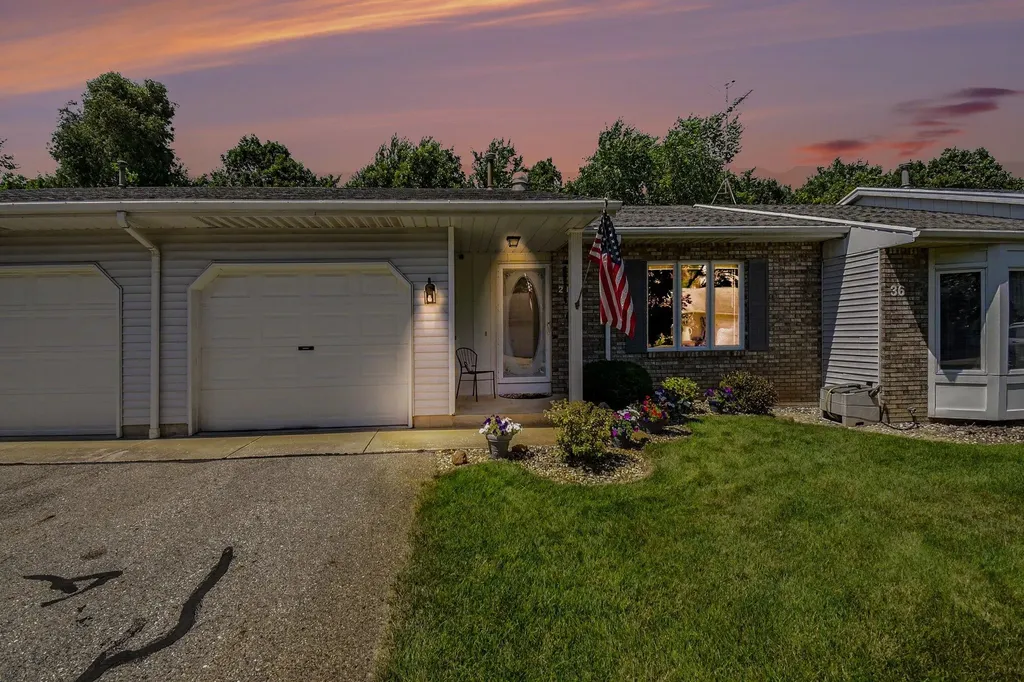 2831 Bridgeside Drive SE Gaines Charter Township MI 49316