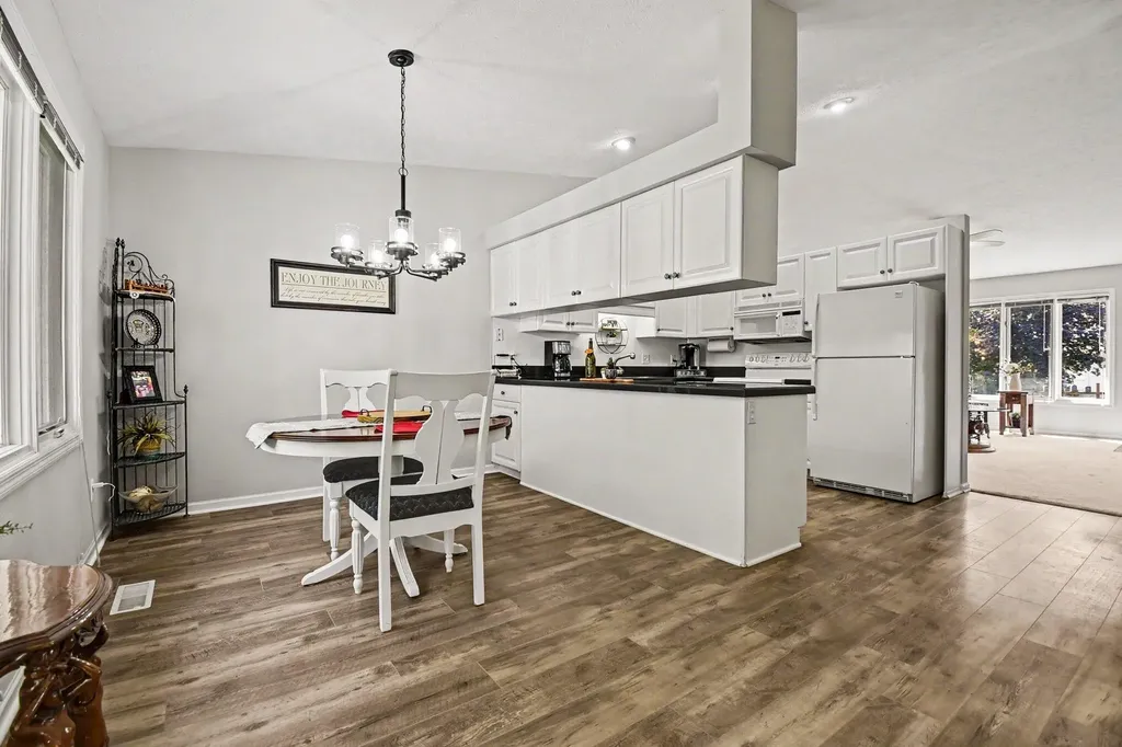 2831 Bridgeside Drive SE Gaines Charter Township MI 49316