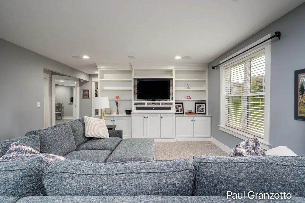 2480 Cedar West Drive Georgetown Charter Township MI 49428