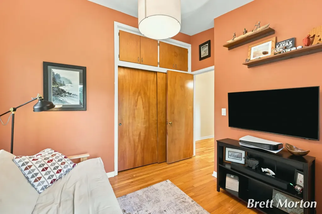 2304 Tecumseh River Road Lansing City MI 48906