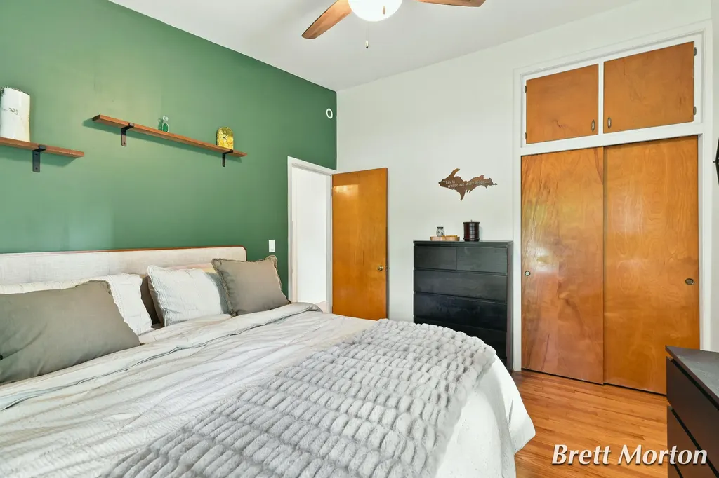 2304 Tecumseh River Road Lansing City MI 48906