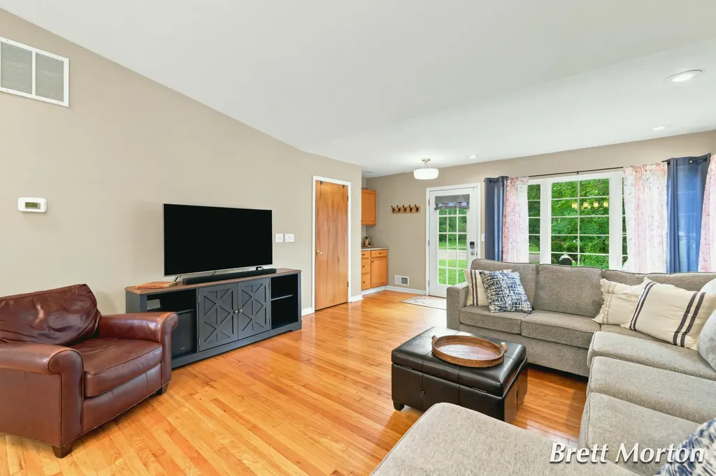 2304 Tecumseh River Road Lansing City MI 48906