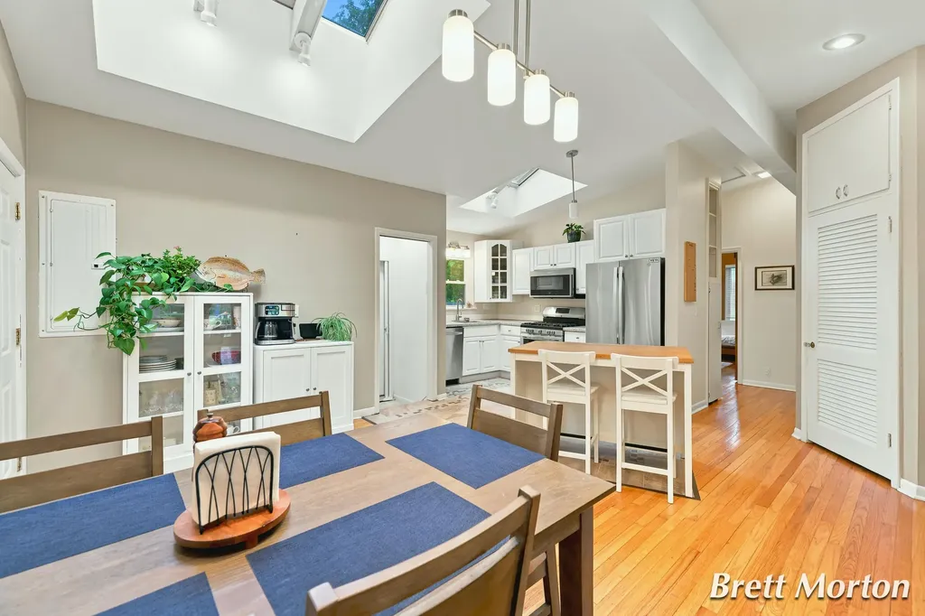 2304 Tecumseh River Road Lansing City MI 48906