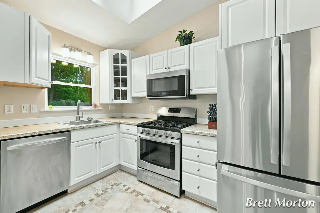 2304 Tecumseh River Road Lansing City MI 48906