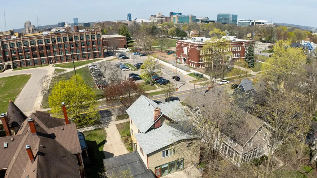 130 College Avenue NE Grand Rapids City MI 49503