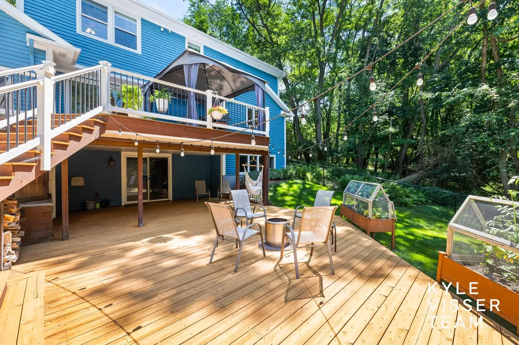 6728 Gleneagles Drive SE Cascade Charter Township MI 49546