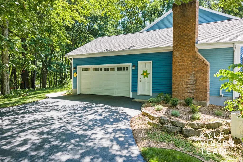 6728 Gleneagles Drive SE Cascade Charter Township MI 49546