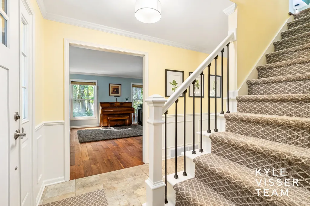 6728 Gleneagles Drive SE Cascade Charter Township MI 49546