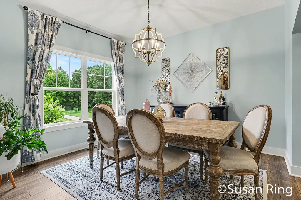 3769 Walnut Springs Drive NE Grand Rapids Charter Township MI 49525